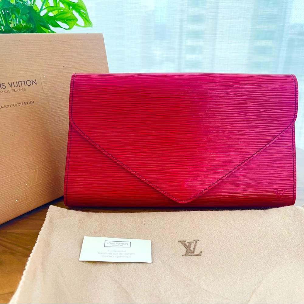 Louis Vuitton Art Deco Red Epi Envelope Clutch